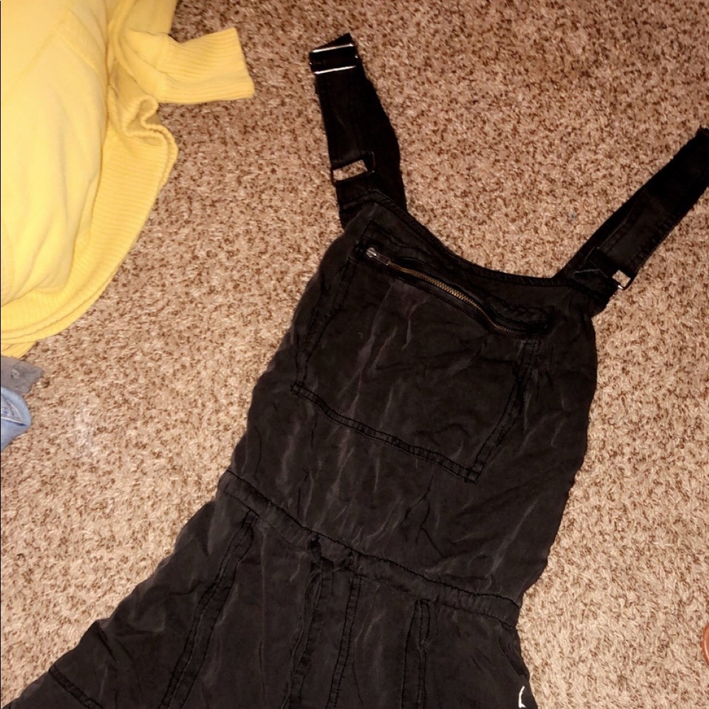 The cutest. Freepeople black overalls
